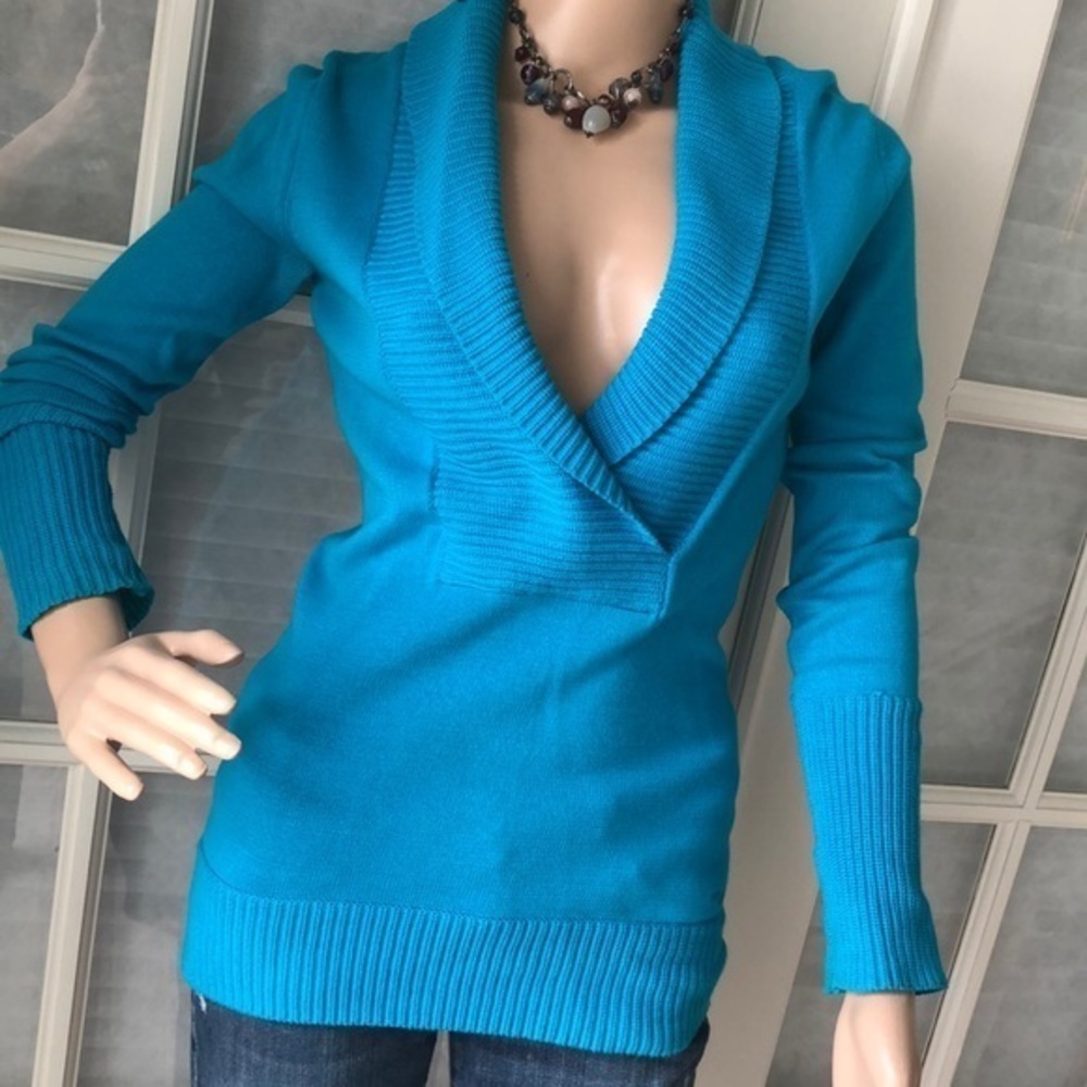 Esprit gorgeous bright aqua blue long sweater